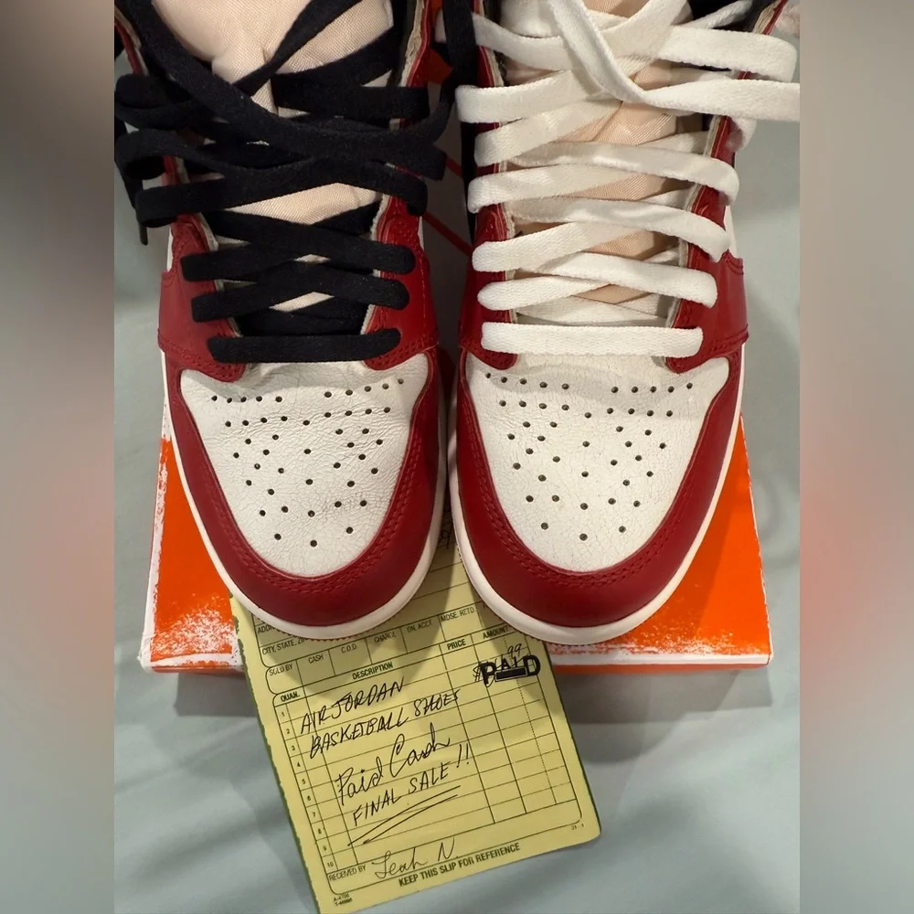 Nike Air Jordan 1 Retro High OG ‘Chicago Lost & Found’ Men’s Size 8 - Picture 9 of 15